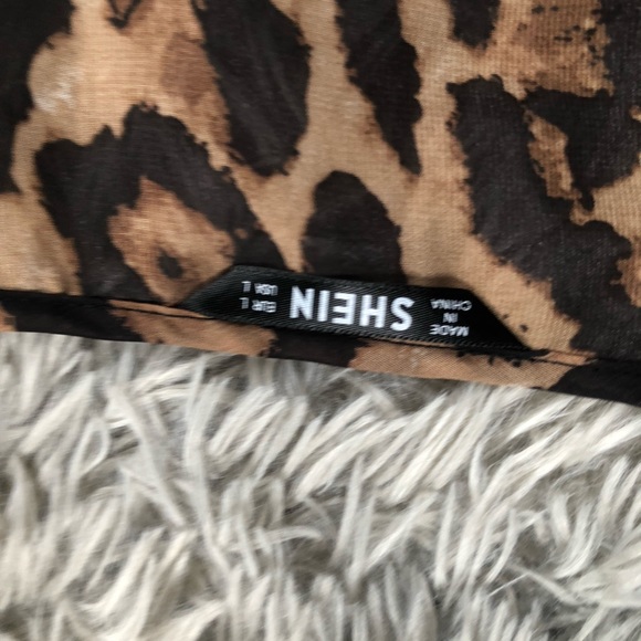 SHEIN TOP! - Picture 2 of 2